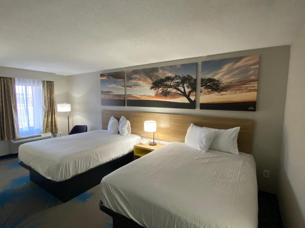Days Inn By Wyndham Newnan Exterior photo