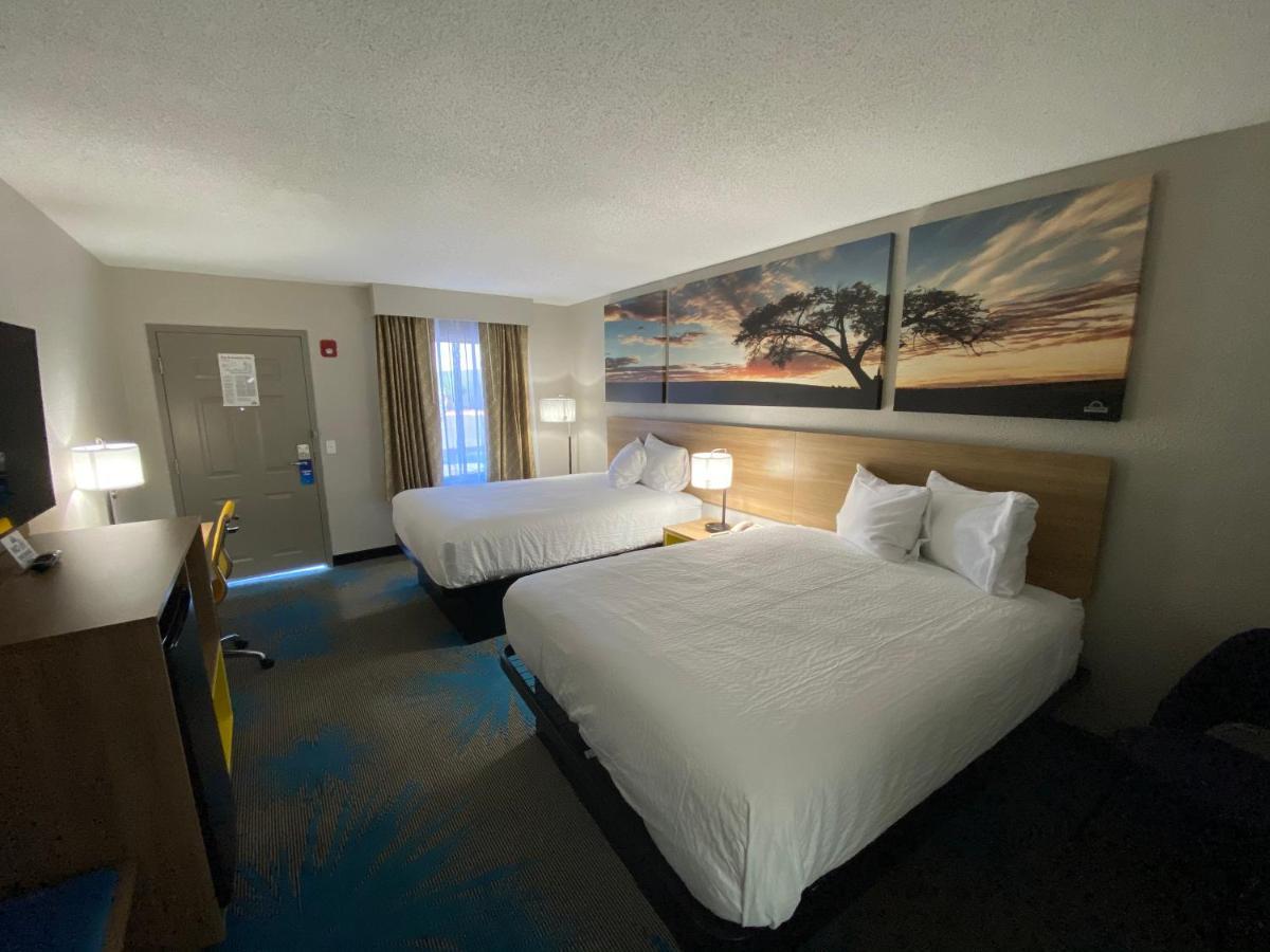 Days Inn By Wyndham Newnan Exterior photo